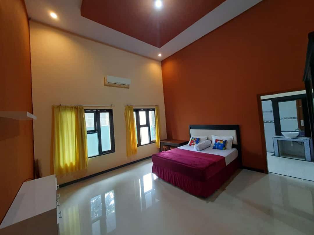 Ketapang  999 Khs 2 Homestay المظهر الخارجي الصورة