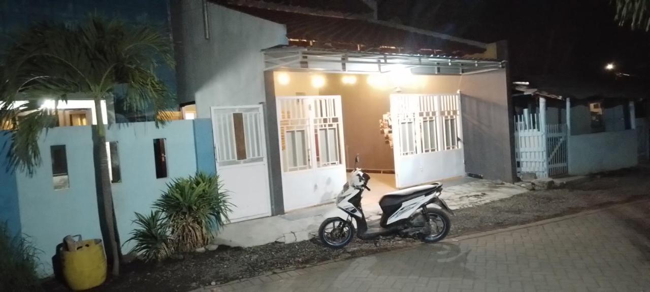 Ketapang  999 Khs 2 Homestay المظهر الخارجي الصورة